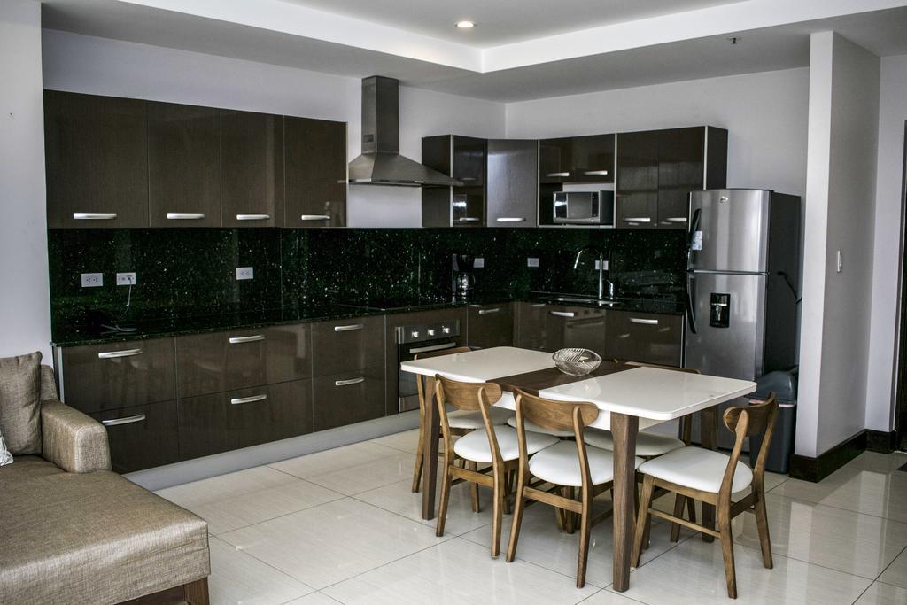 Torres Del Lago Suites And Apartments San Jose  Eksteriør bilde