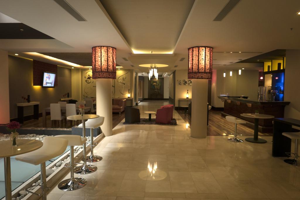 Torres Del Lago Suites And Apartments San Jose  Eksteriør bilde