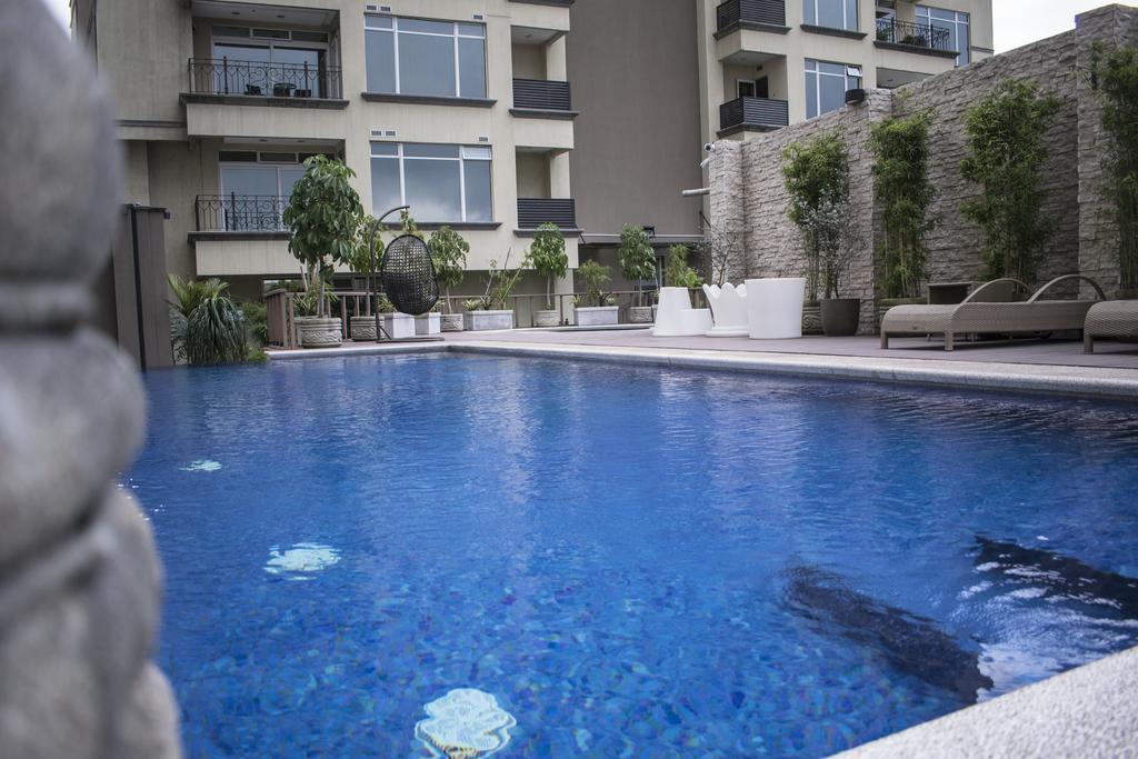 Torres Del Lago Suites And Apartments San Jose  Eksteriør bilde