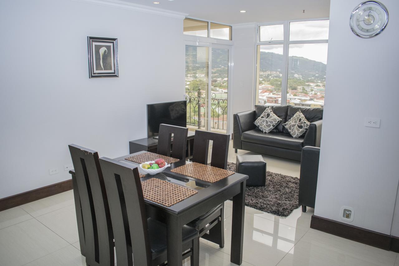 Torres Del Lago Suites And Apartments San Jose  Eksteriør bilde