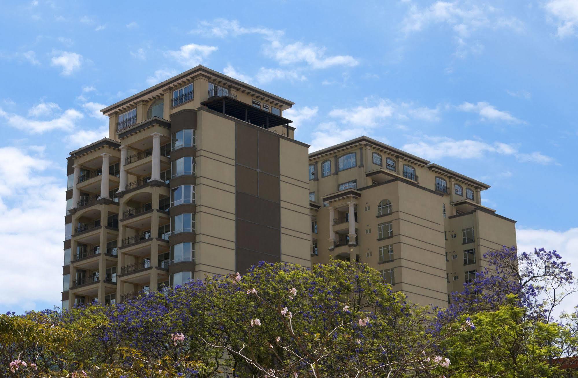 Torres Del Lago Suites And Apartments San Jose  Eksteriør bilde