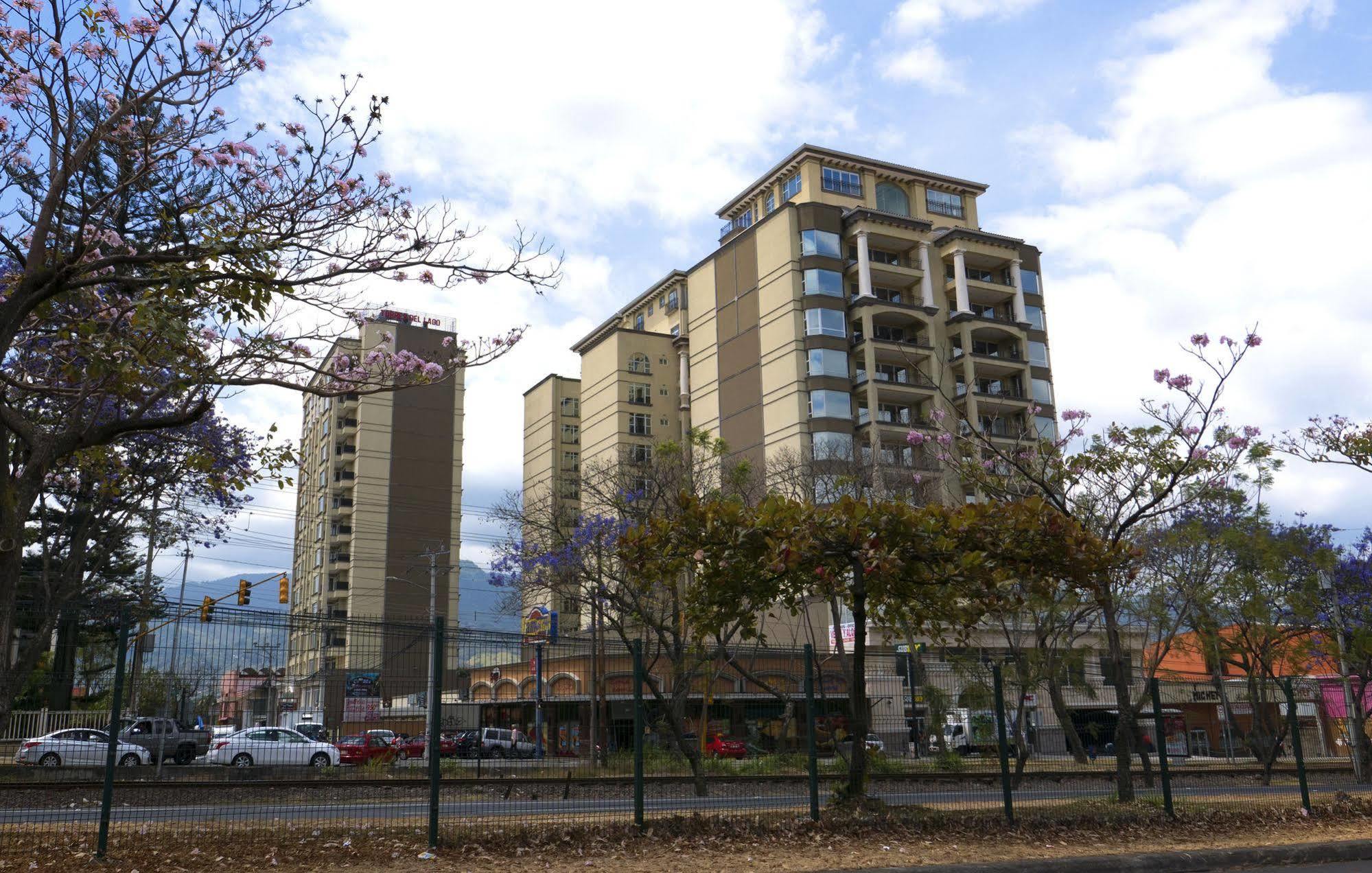 Torres Del Lago Suites And Apartments San Jose  Eksteriør bilde