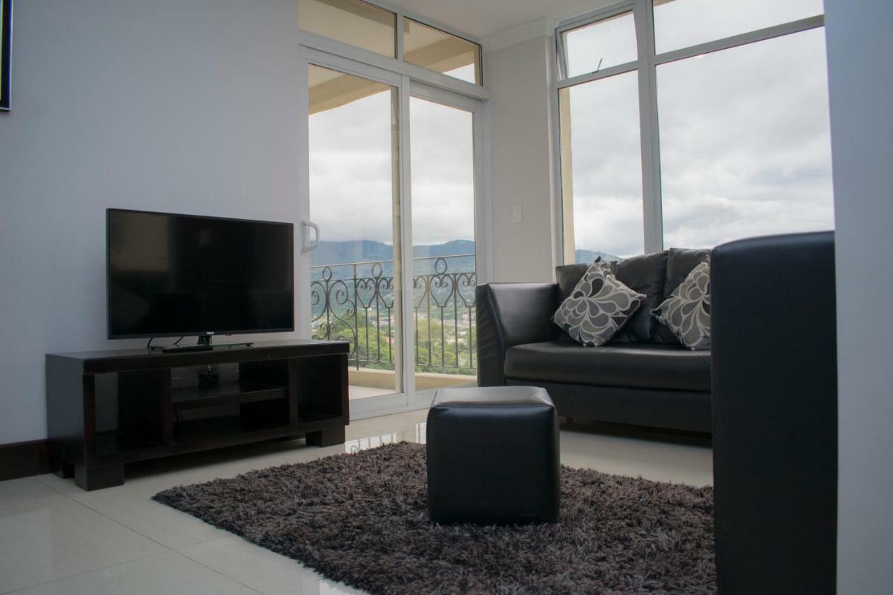 Torres Del Lago Suites And Apartments San Jose  Eksteriør bilde